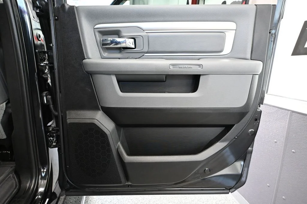Used 2019 Black Ram Big Horn image 45