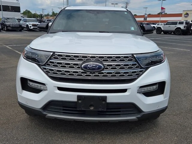 Used 2020 White Ford Limited image 2