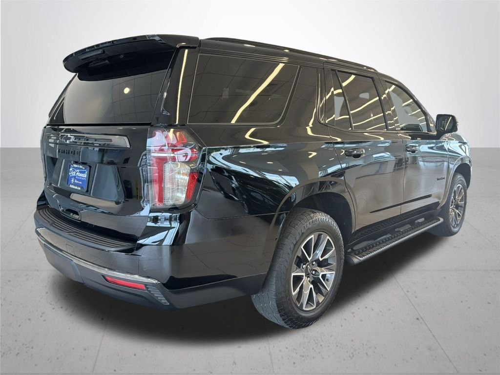 Used 2022 Black Chevrolet Z71 image 7