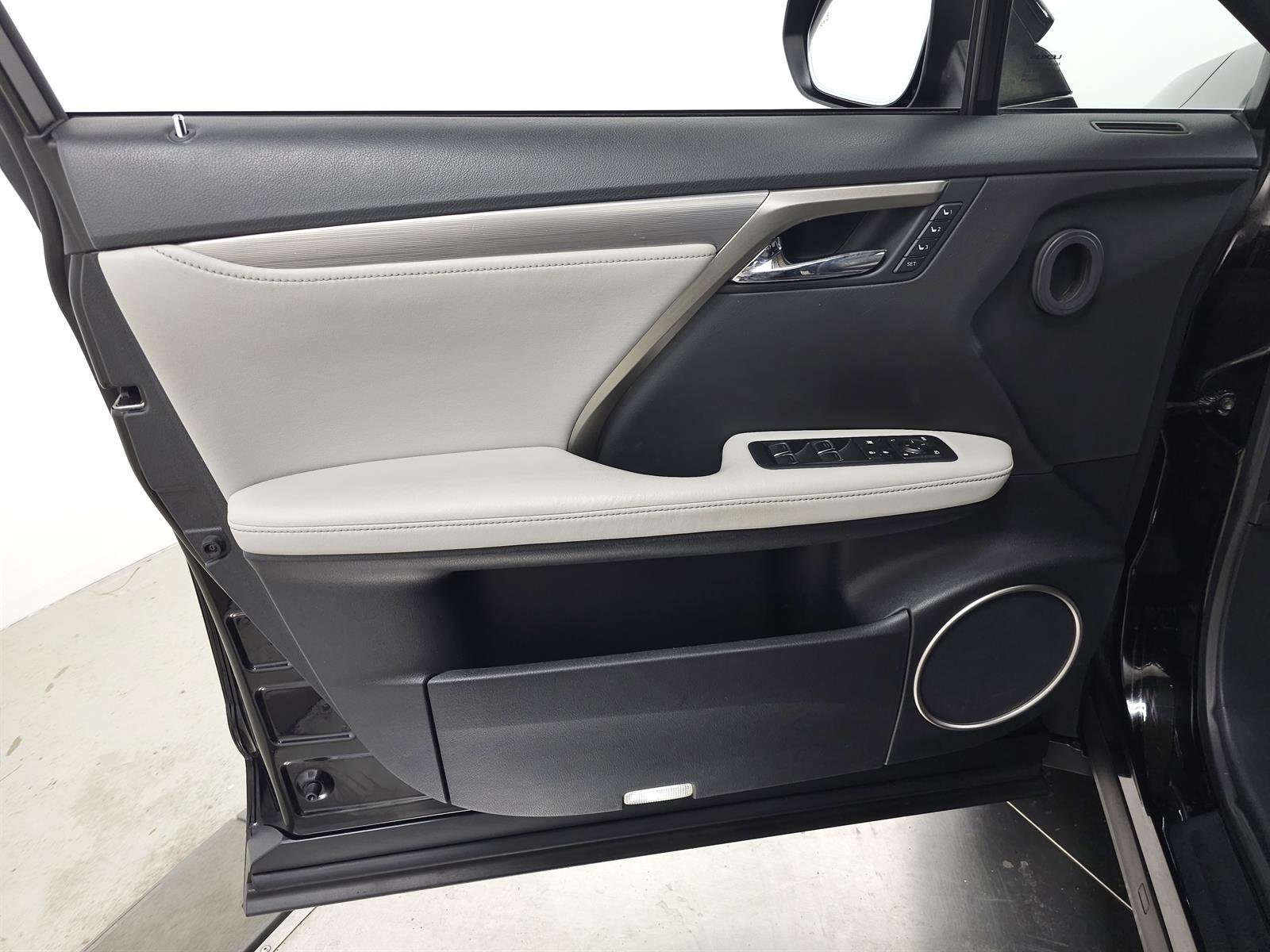 Used 2016 Black Lexus F SPORT image 14