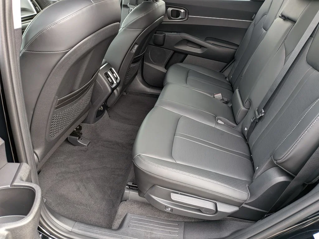 New 2026 Ebony Black Kia S image 21