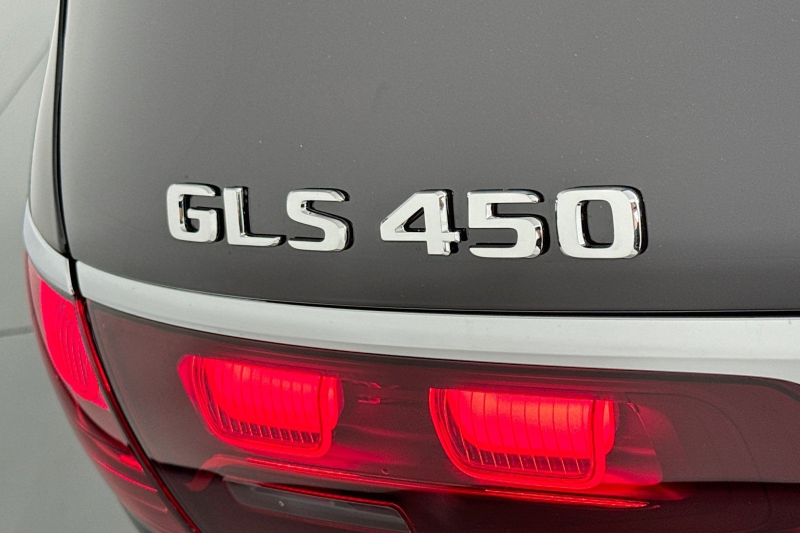 New 2026 Black Mercedes-Benz GLS 450 4MATIC® SUV image 9
