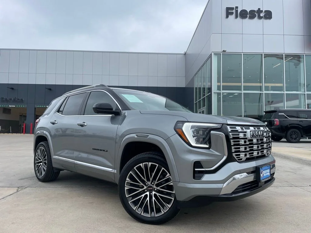 2026 GMC Terrain Denali AWD's photo