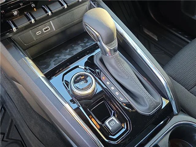 New 2026 Onyx Black GMC Elevation image 16