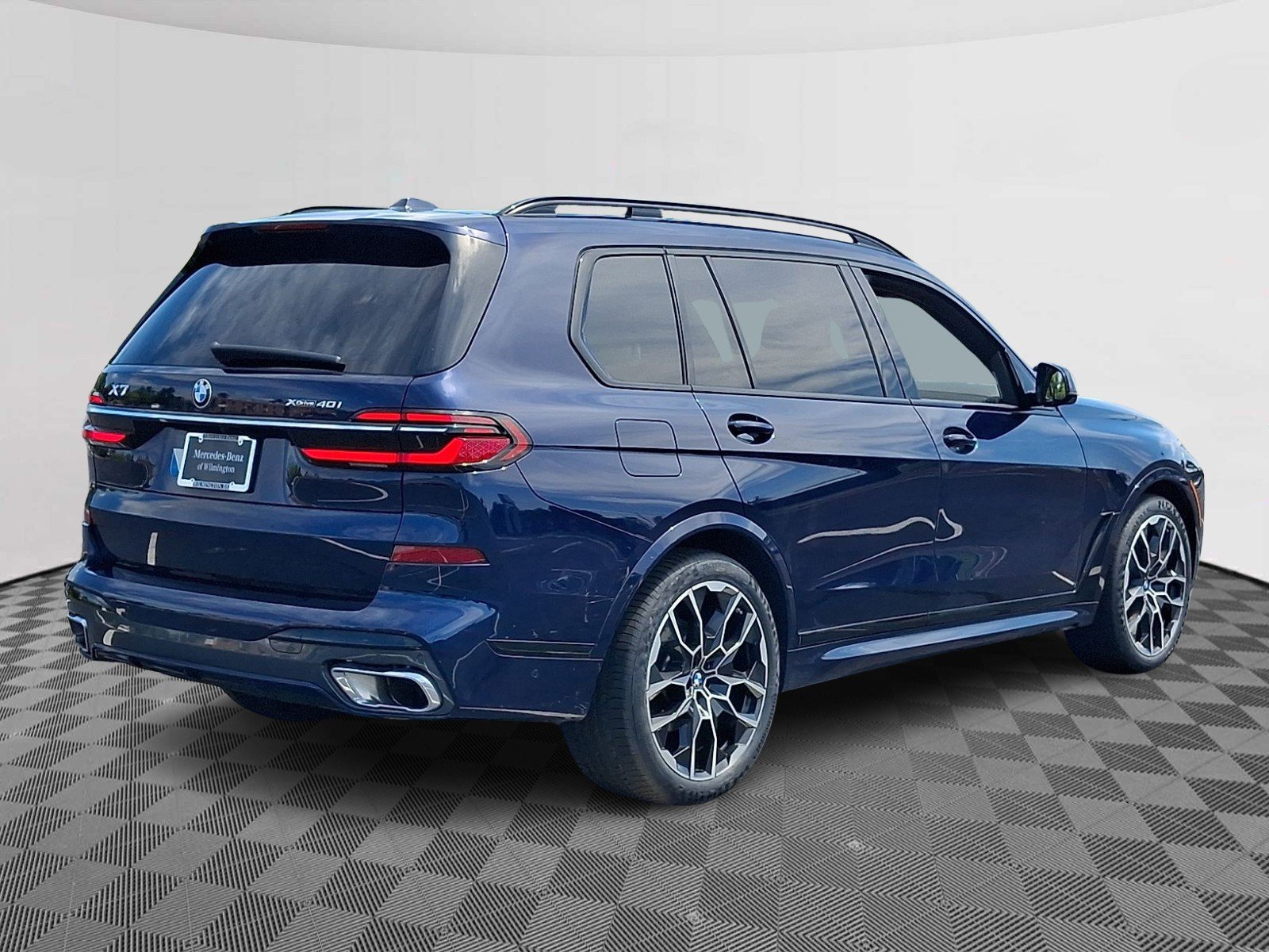 Used 2024 Tanzanite Blue II Metallic - C3Z BMW xDrive40i image 6
