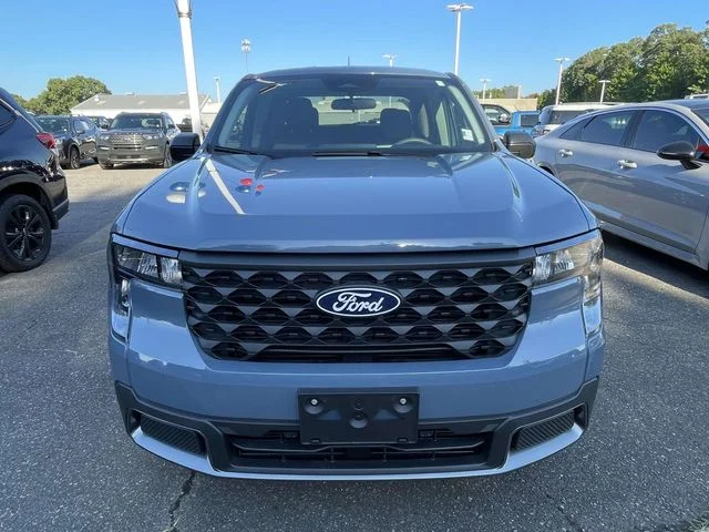 Used 2025 Azure Gray Metallic Ford XLT image 2