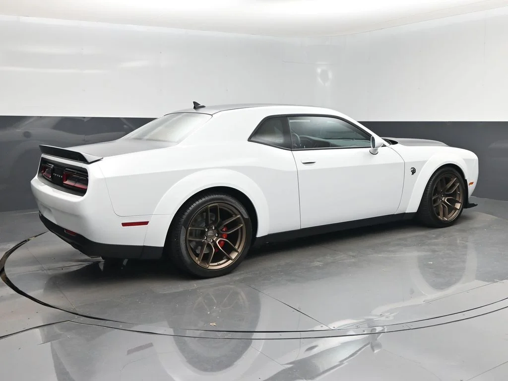 Used 2023 White Dodge SRT Hellcat Widebody image 3