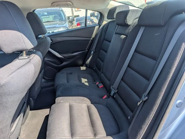 Used 2014 Blue Mazda i Sport image 16
