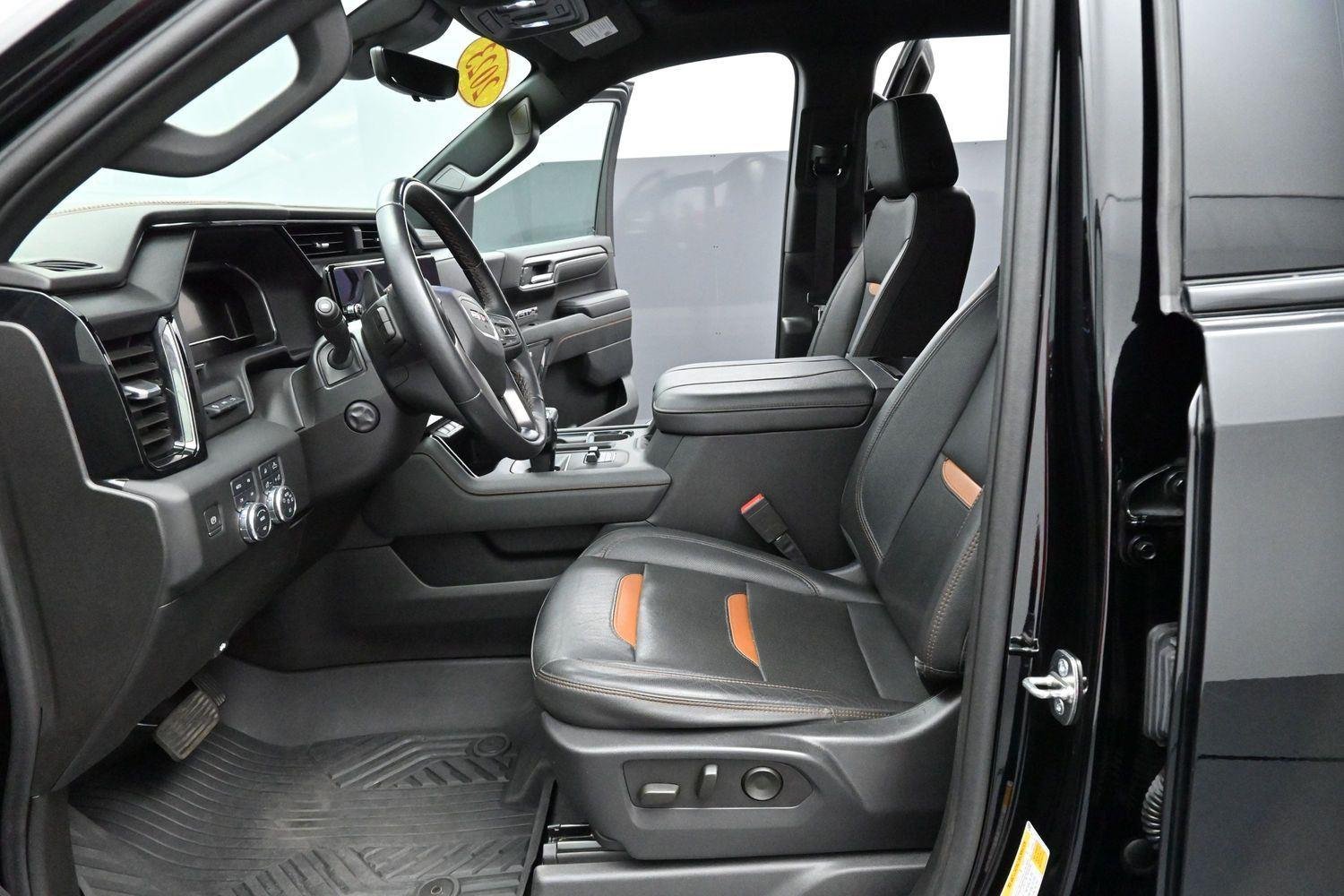 Used 2023 Onyx Black GMC AT4 image 13