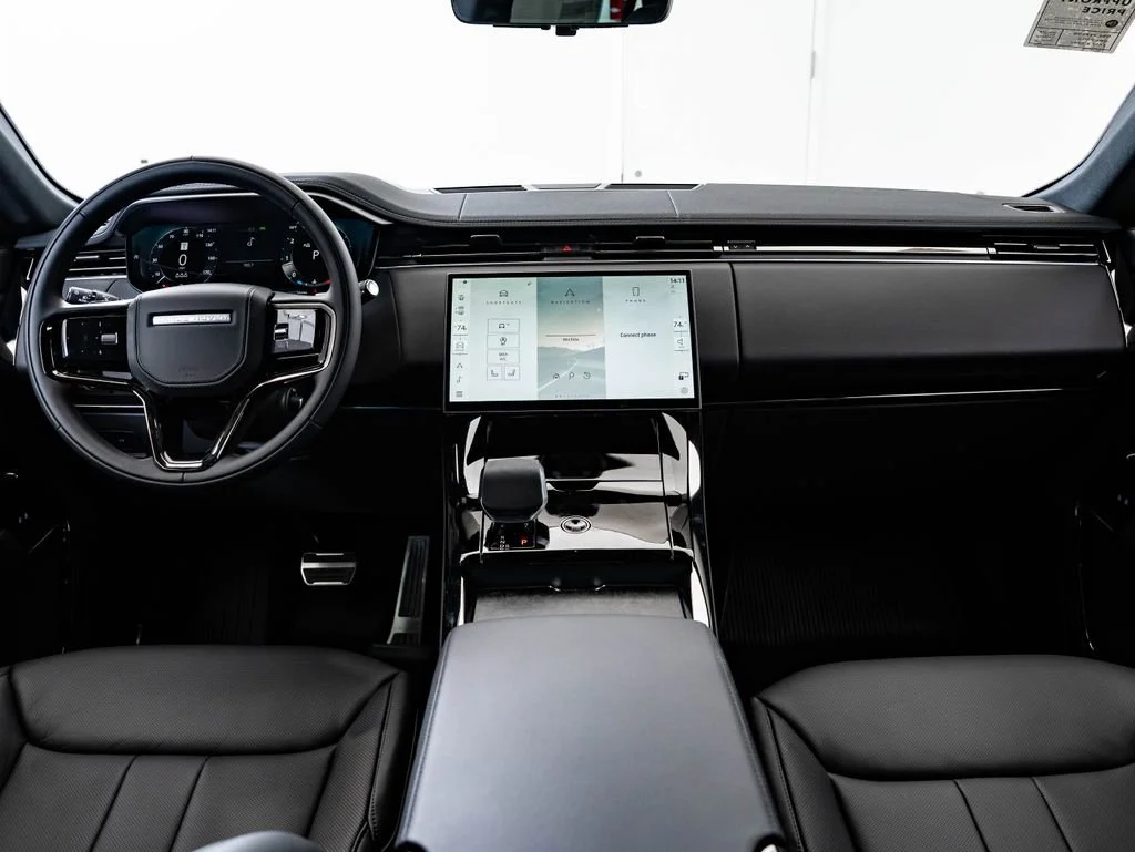 New 2026 Santorini Black Metallic Land Rover Dynamic SE image 35