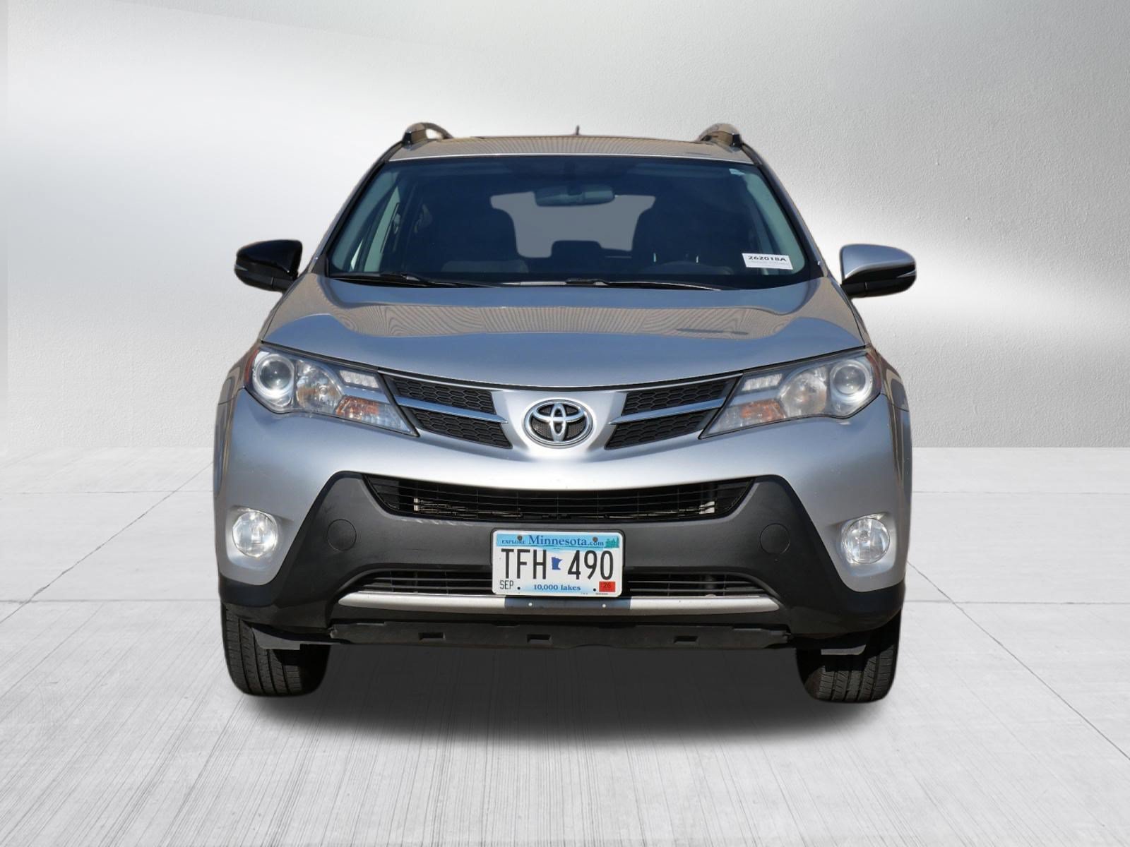 Used 2015 Toyota RAV4 XLE with VIN 2T3WFREV3FW188485 for sale in Golden Valley, MN