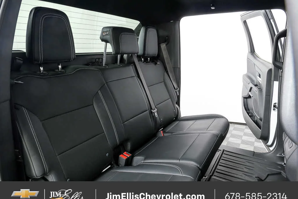 2025 Chevrolet Silverado EV LT - Photo 20