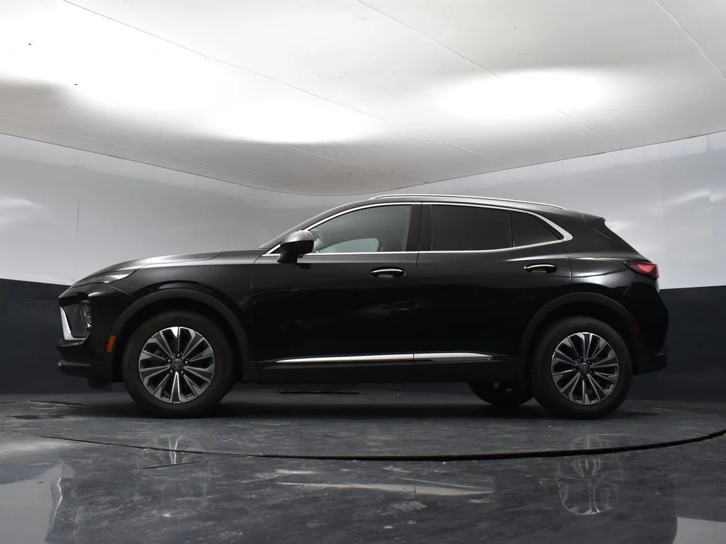 Used 2024 Ebony Twilight Metallic Buick Preferred image 10
