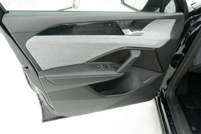 2026 Volkswagen Tiguan S - Photo 14