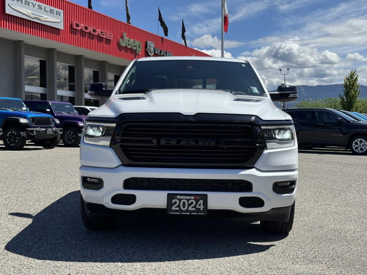 Used 2024 White RAM Laramie 4x4 Crew Cab image 3