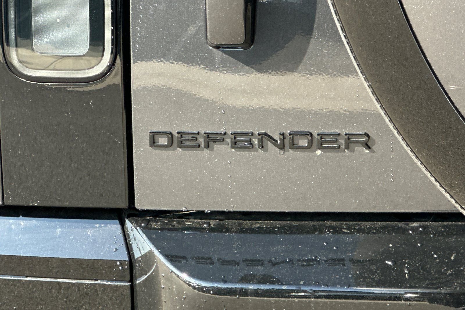 2026 Land Rover Defender V8 - Photo 34