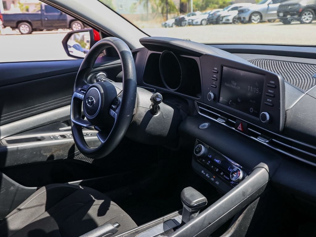 Used 2023 Red Hyundai SEL image 18