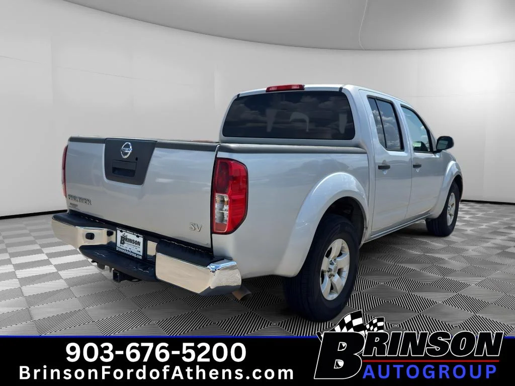 Used 2012 Brilliant Silver Nissan SV image 5