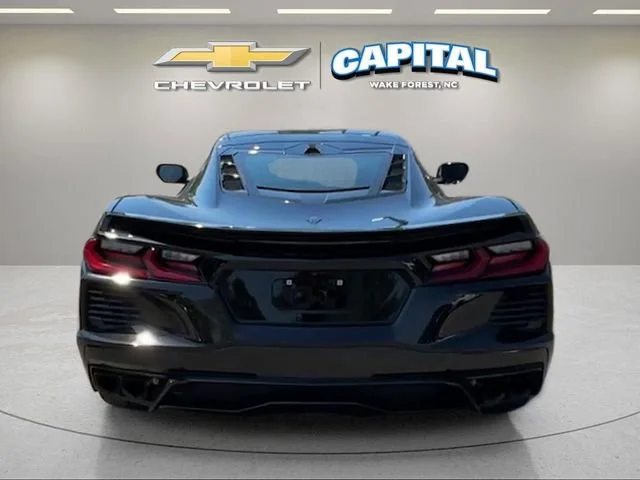 Used 2024 Black Chevrolet 2LT image 6