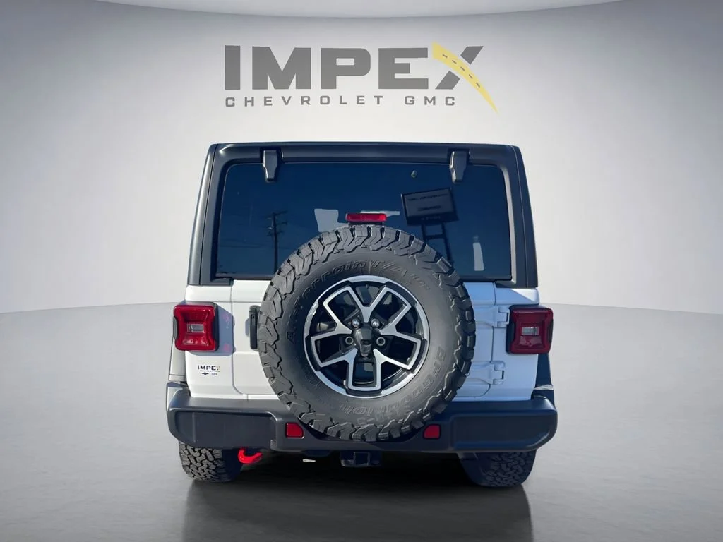 Used 2025 White Jeep Rubicon image 5