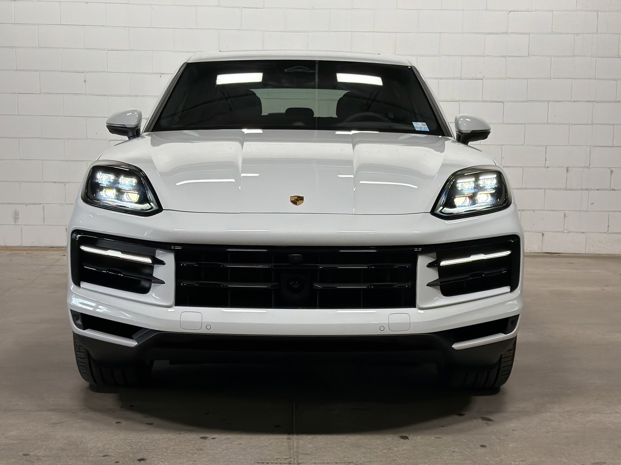 New 2026 Carrara White Metallic Porsche S image 9
