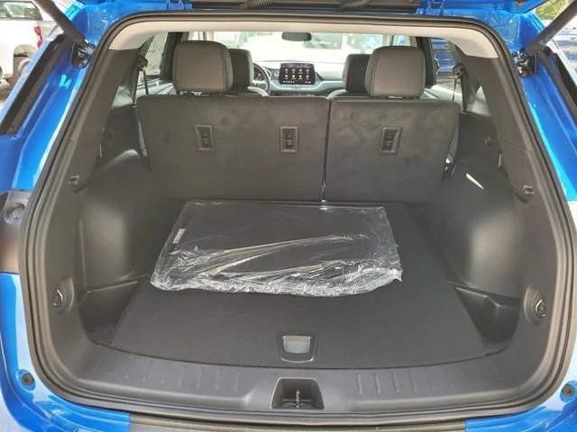 New 2025 Riptide Blue Metallic Chevrolet 3LT image 20