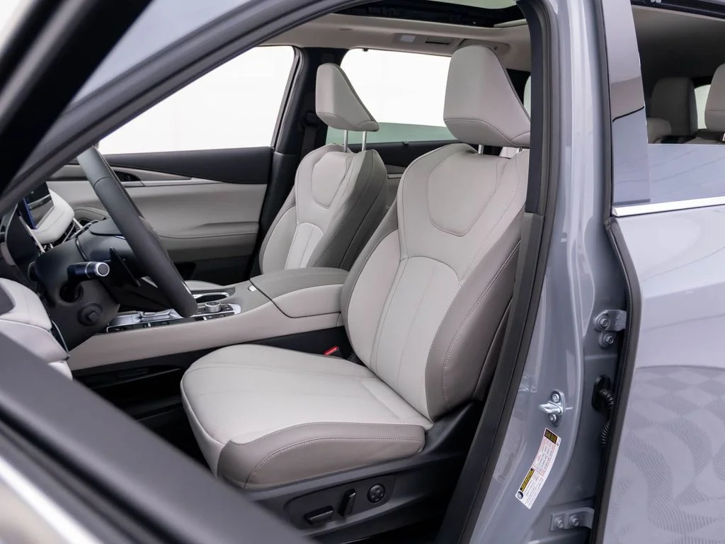 New 2026 Gray INFINITI LUXE image 16