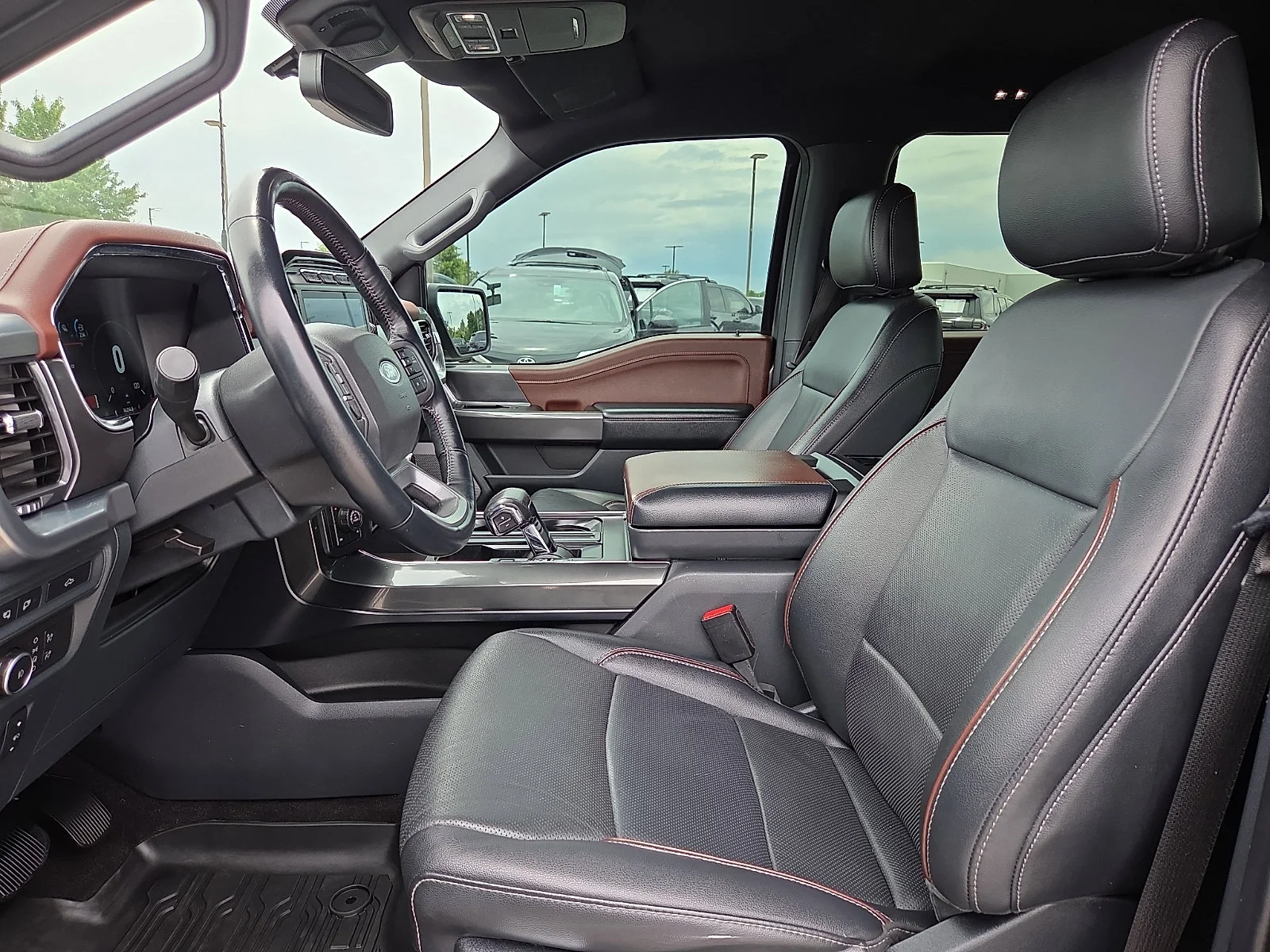 Used 2021 Carbonized Gray Metallic Ford LARIAT image 15