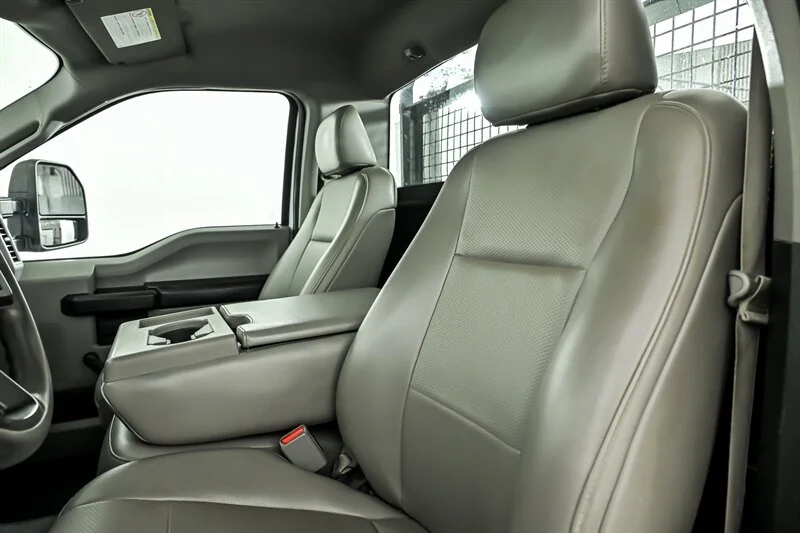 Used 2017 Oxford White Ford XL image 15