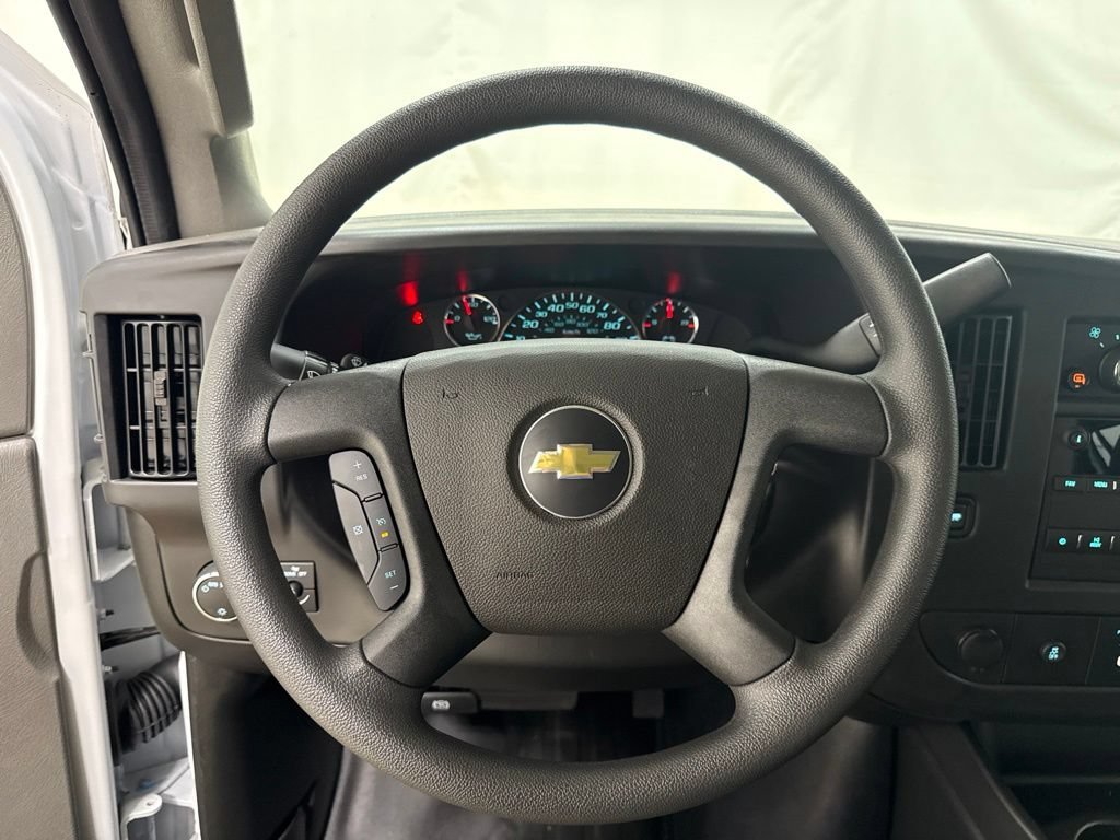 2026 Chevrolet Express Cargo Work Van - Photo 12