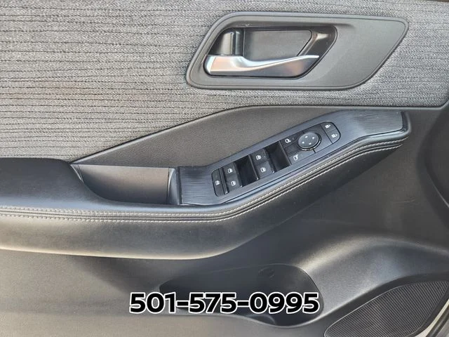 Used 2023 Silver Nissan SV image 30