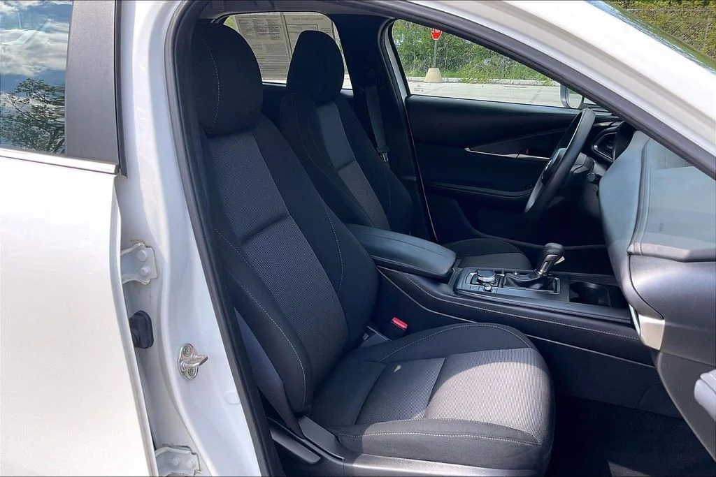 Used 2023 White Mazda 2.5 S image 7