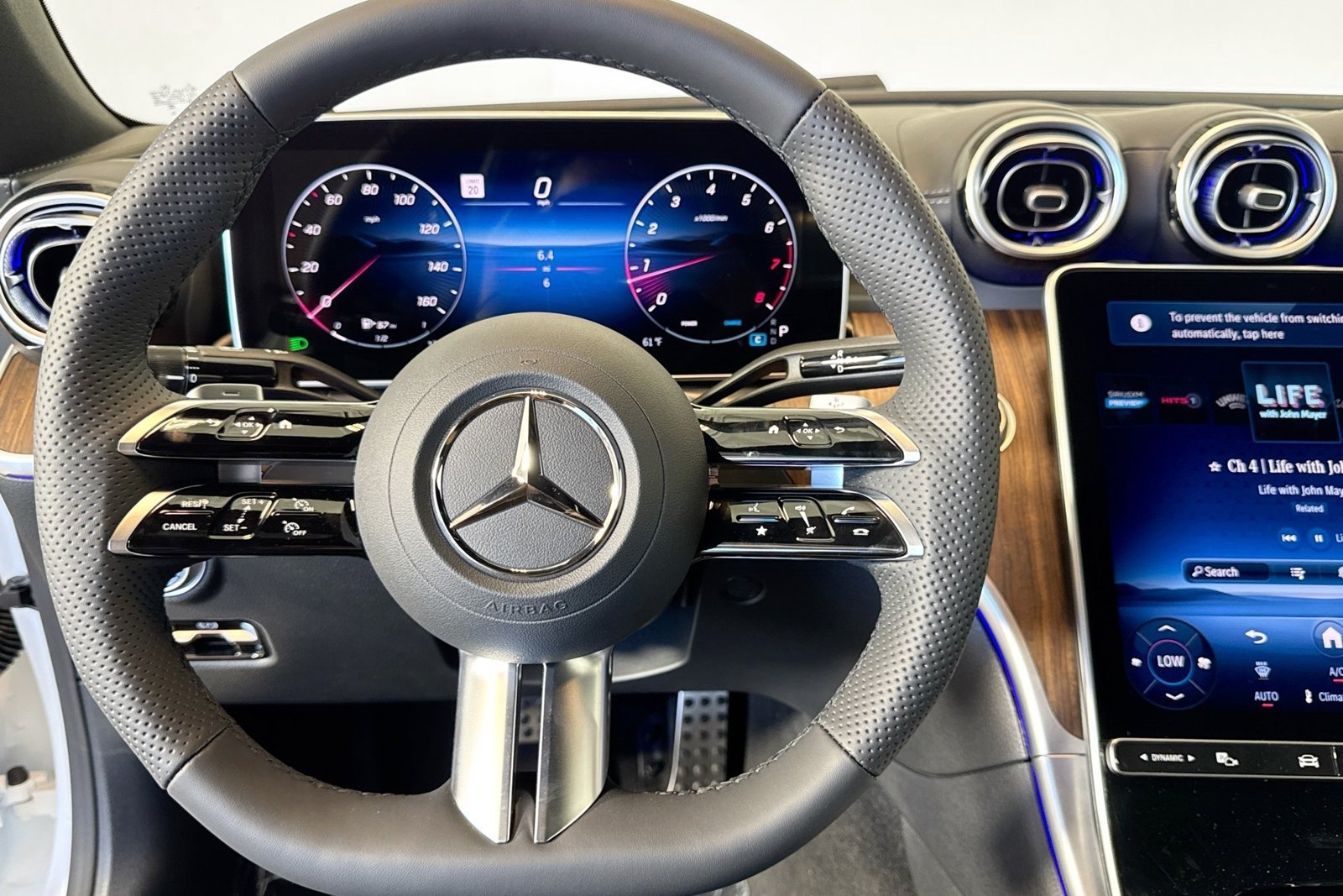 New 2026 Polar White Mercedes-Benz CLE 300 image 11