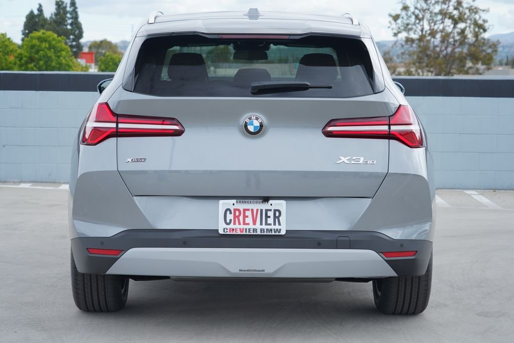 New 2026 Skyscraper Grey Metallic BMW 30 xDrive image 6