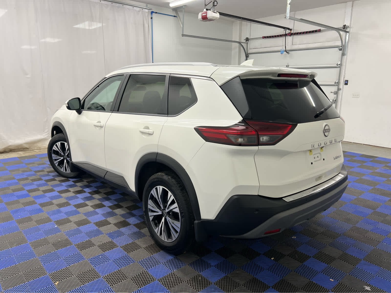 Used 2023 Pearl White Tricoat Nissan SV image 7