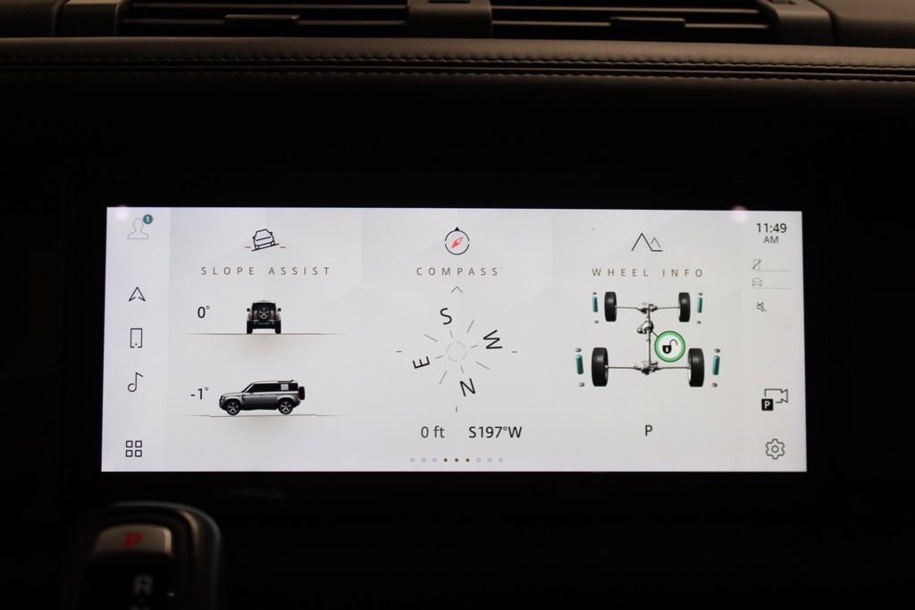 Used 2022  Land Rover XS Edition image 23
