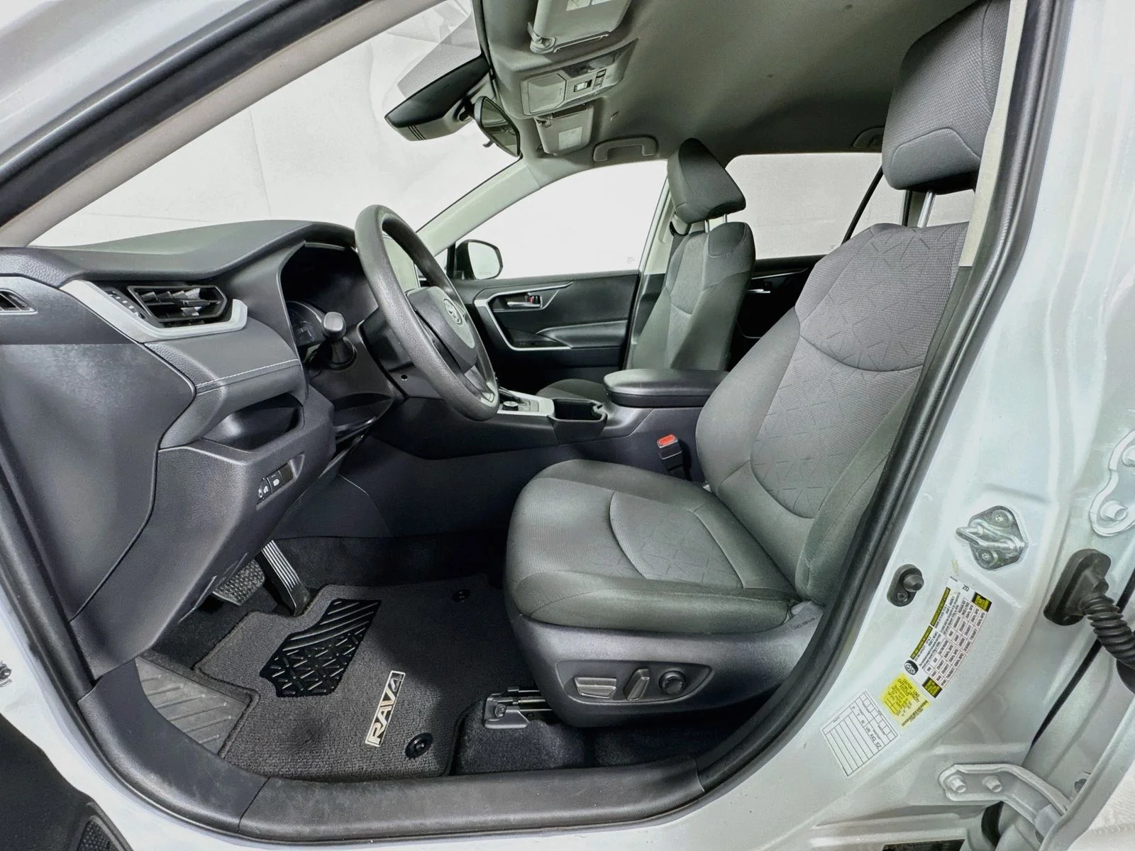 Certified Used 2025 White Toyota XLE image 19