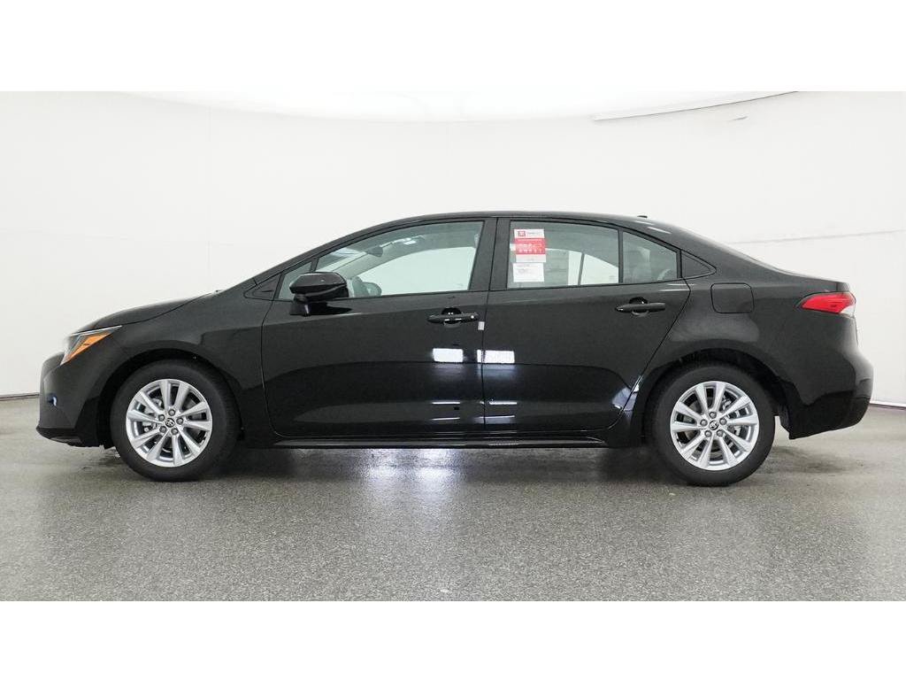 New 2026 Midnight Black Metallic Toyota LE image 19