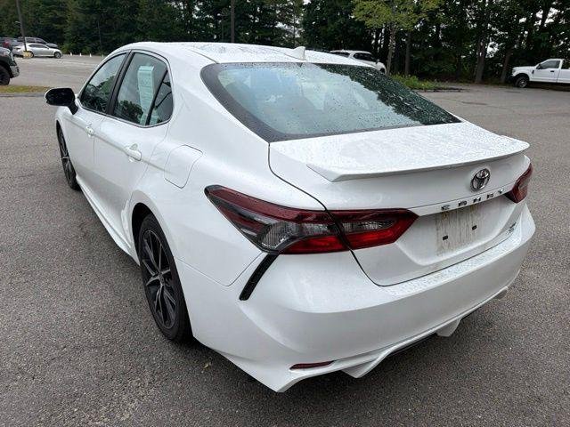 Certified Used 2024 Ice Toyota SE image 15