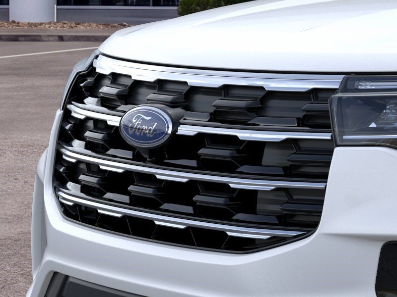 New 2026 Star White Metallic Tri-Coat Ford Active image 17