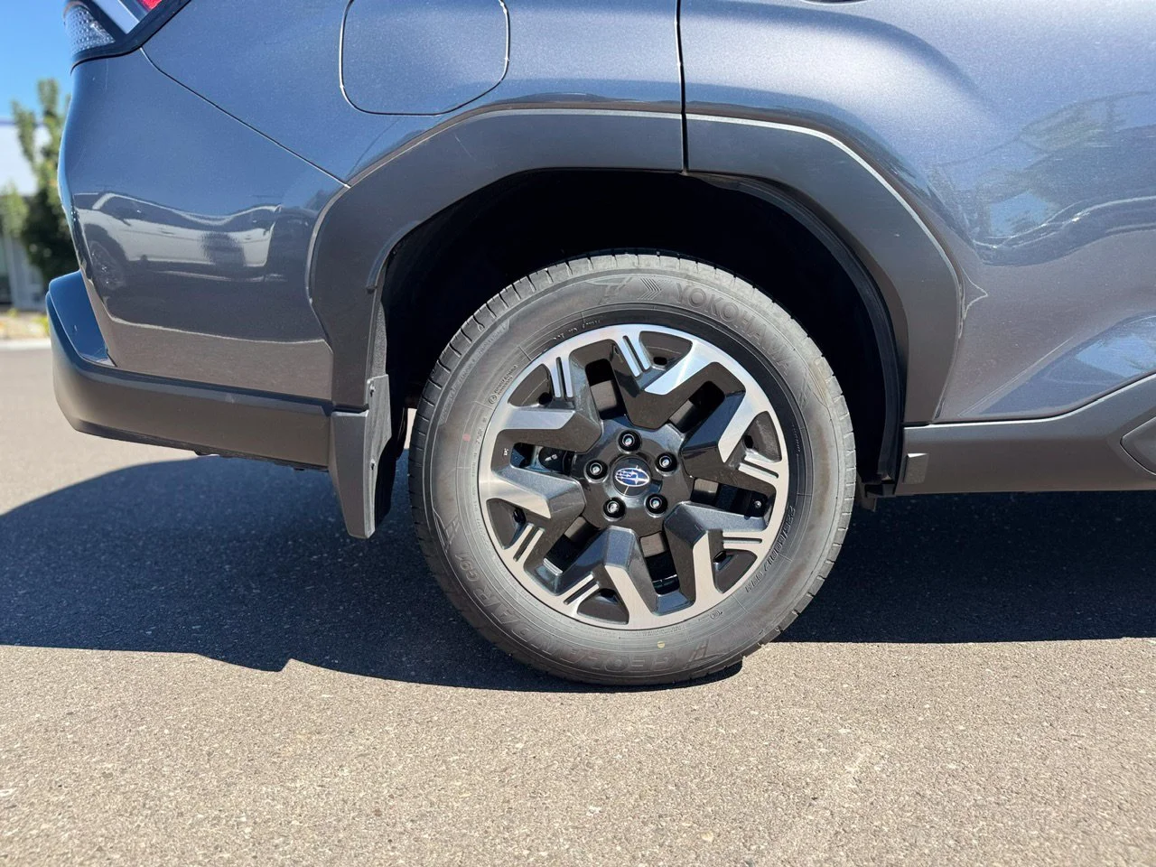Used 2025 Magnetite Gray Metallic Subaru Premium image 53