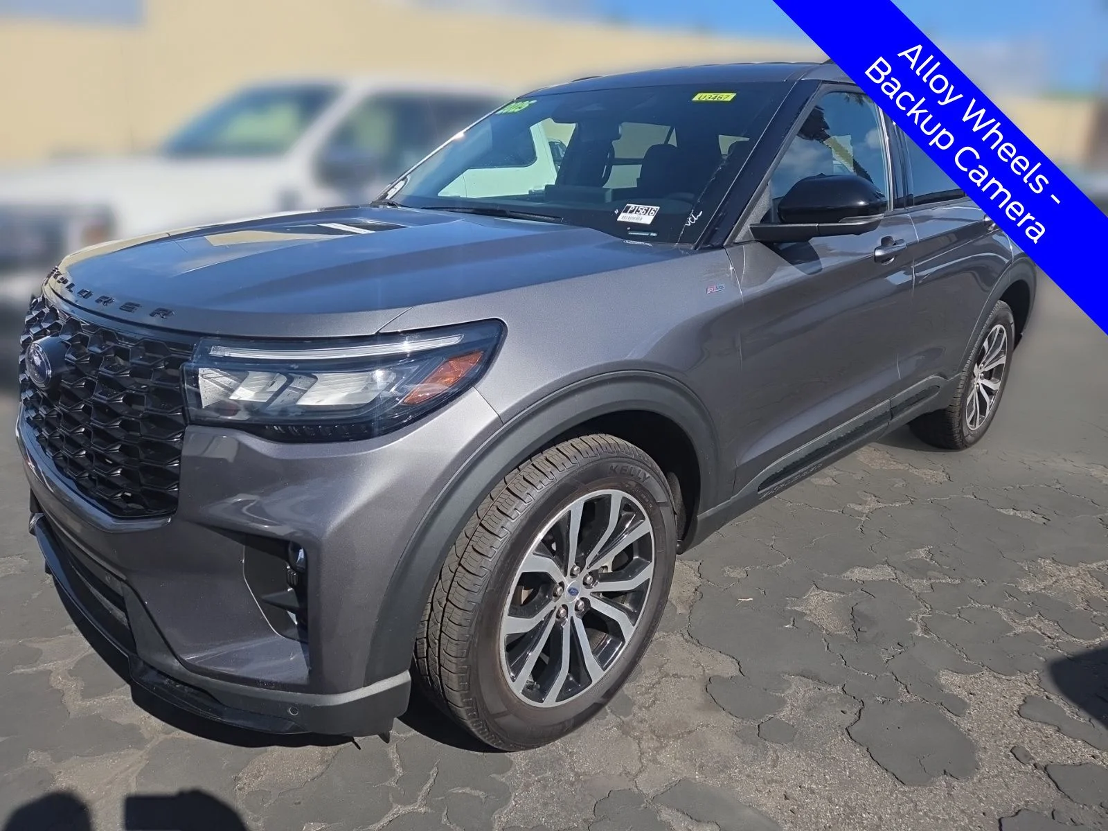 2025 Ford Explorer ST-LINE 4WD (PL535)'s photo