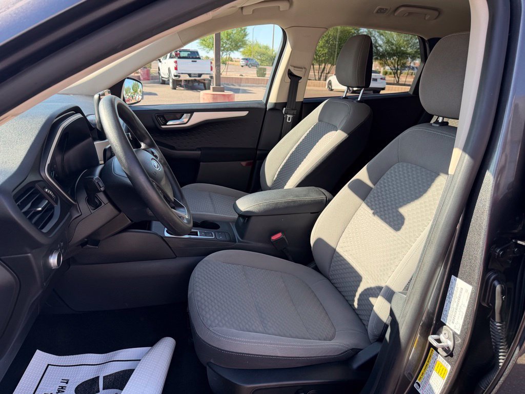 Used 2020 Gray Ford SE image 15