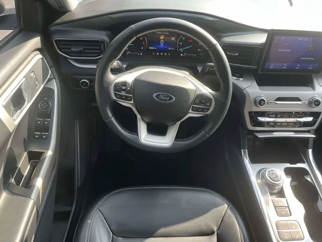 Certified Used 2023 Gray Ford XLT image 17