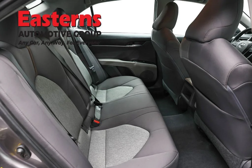 Used 2019 Gray Toyota LE image 22