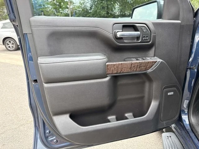 Used 2021 Blue GMC Denali image 25