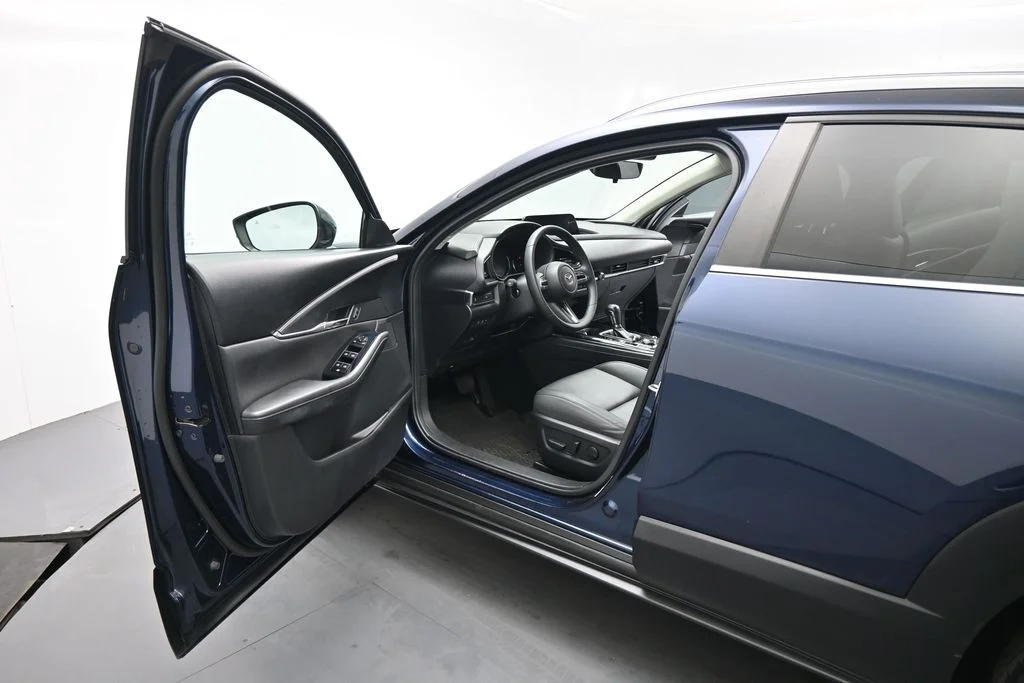 Used 2023 Blue Mazda 2.5 S Preferred Package image 9