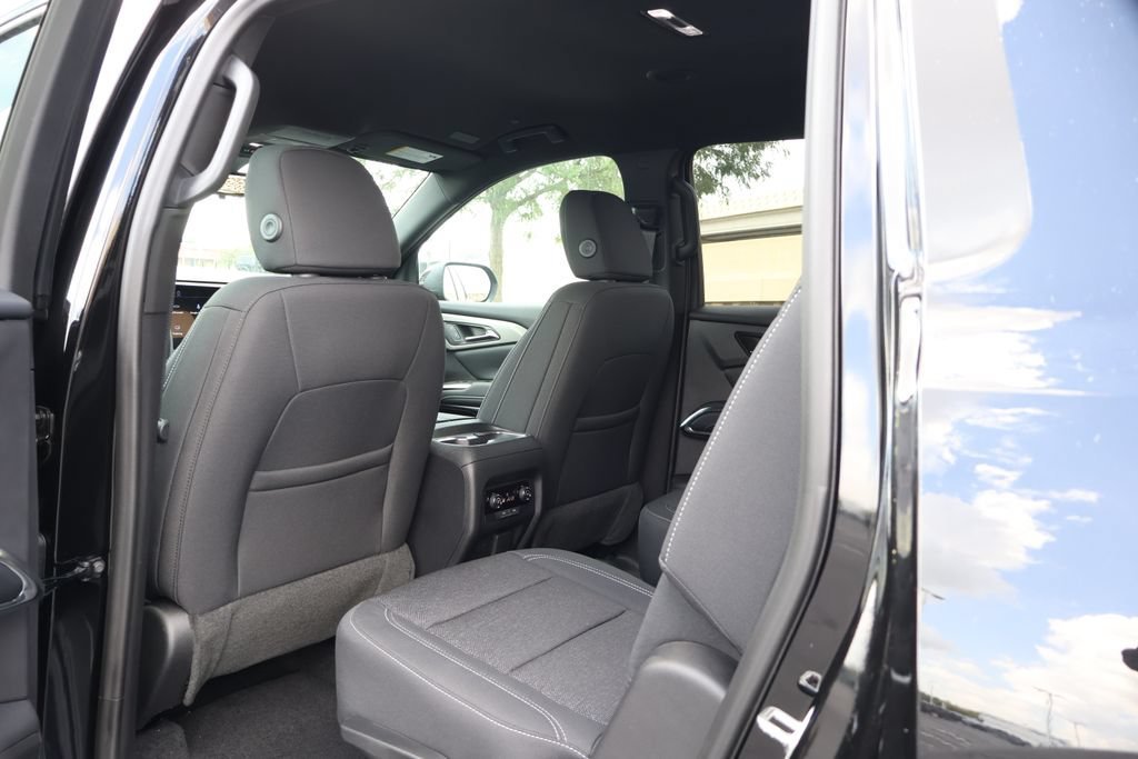 2027 Chevrolet Traverse LT - Photo 38