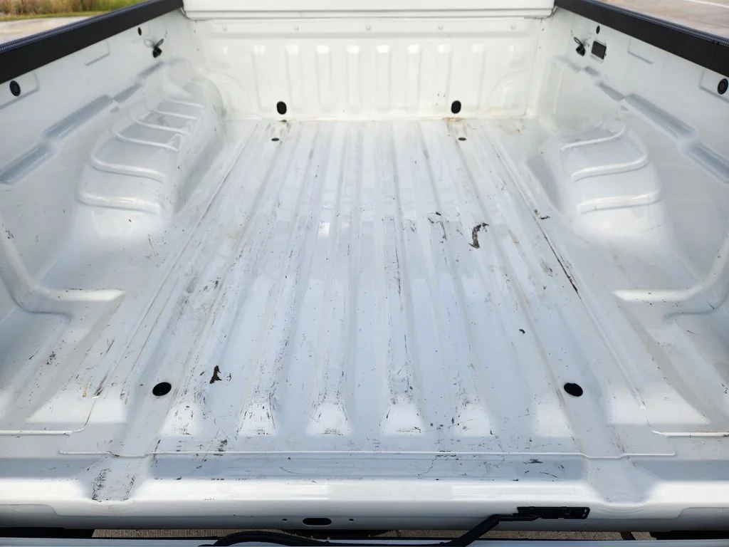 Used 2025 White Nissan SV image 34