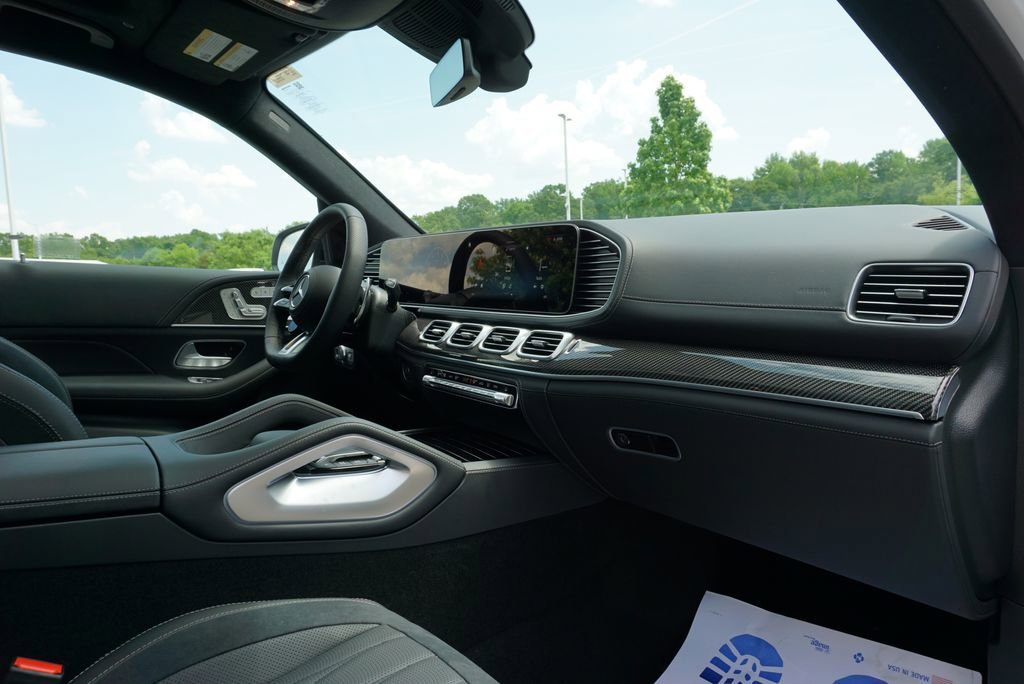 New 2026 MANUFAKTUR Moonlight White Metallic Mercedes-Benz GLS 63 AMG® image 107